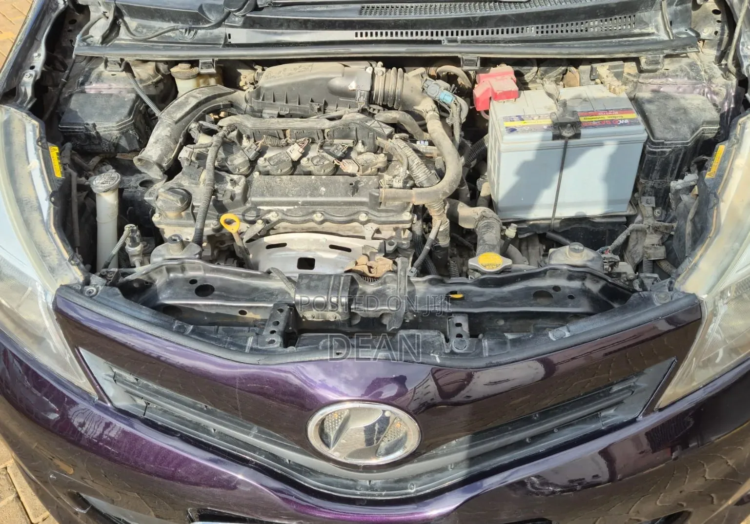 Toyota Vitz 2013 Burgundy