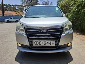 Toyota Noah 2015 Gray