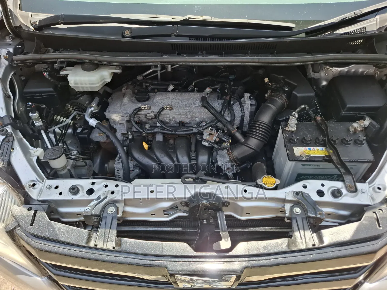 Toyota Noah 2015 Gray