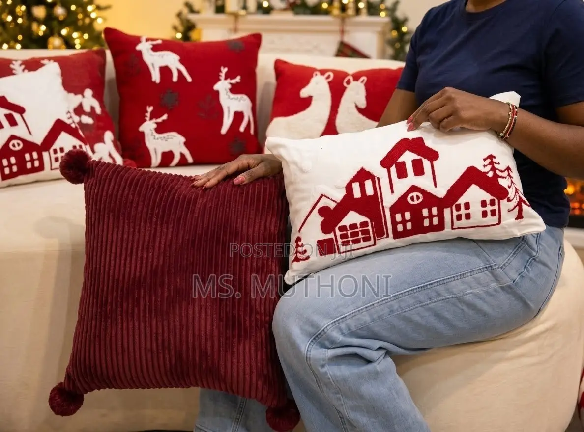 1 PC  Premium Christmas Cushion Cover! 