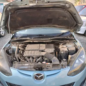 Mazda Demio 2011 Blue
