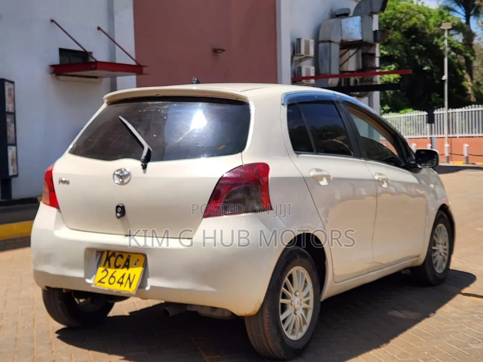 Toyota Vitz 2007 Pearl
