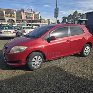 Toyota Auris 2008 Red