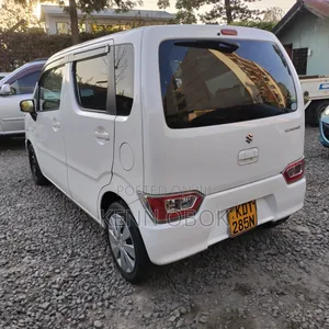 Suzuki Wagon R 660 Petrol FWD 2018 White