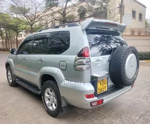 Toyota Land Cruiser Prado 2006 Silver