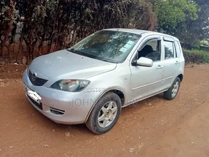 Mazda Demio 2004 Silver