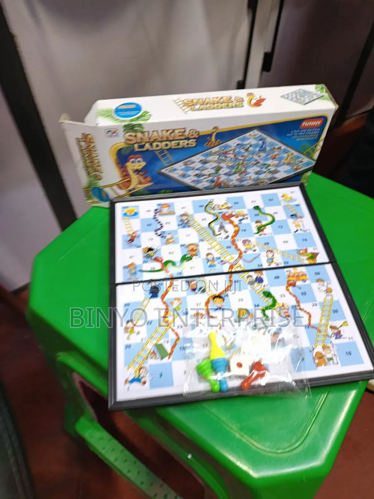 Small Sized Snake Game