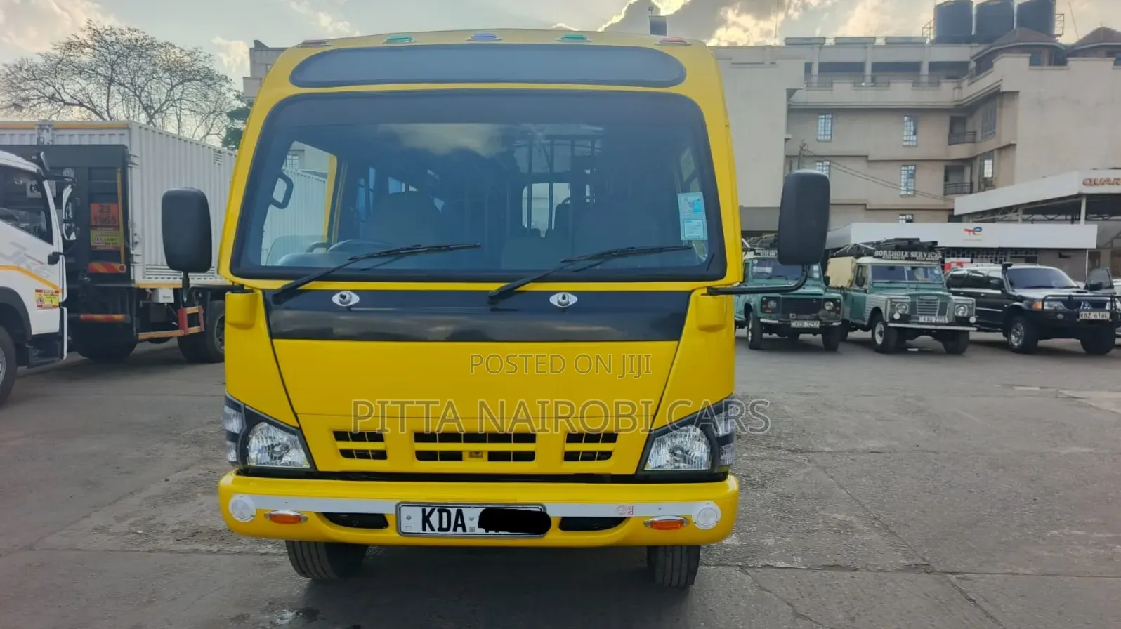 Isuzu NQR 2020 Yellow