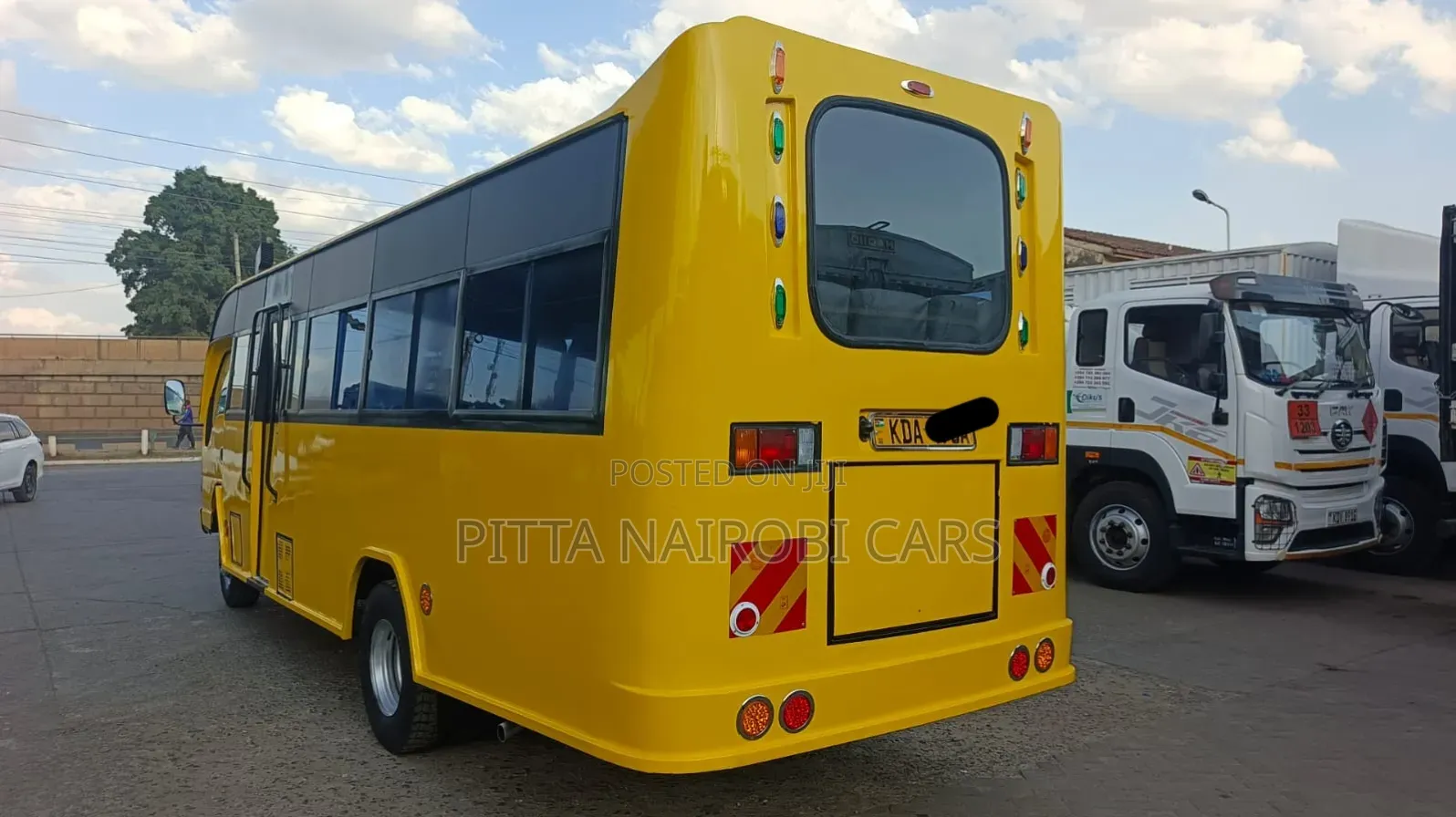 Isuzu NQR 2020 Yellow