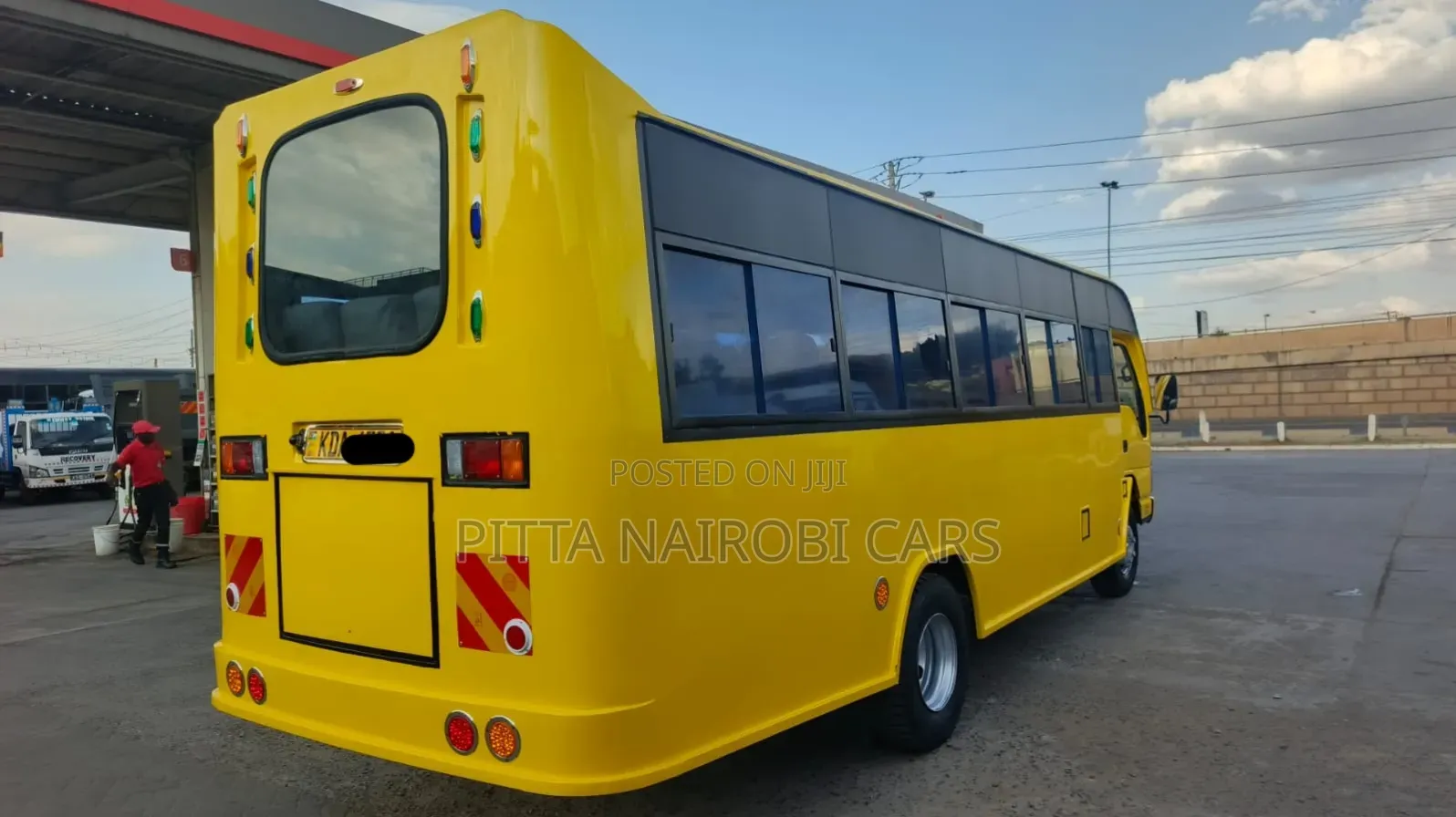 Isuzu NQR 2020 Yellow
