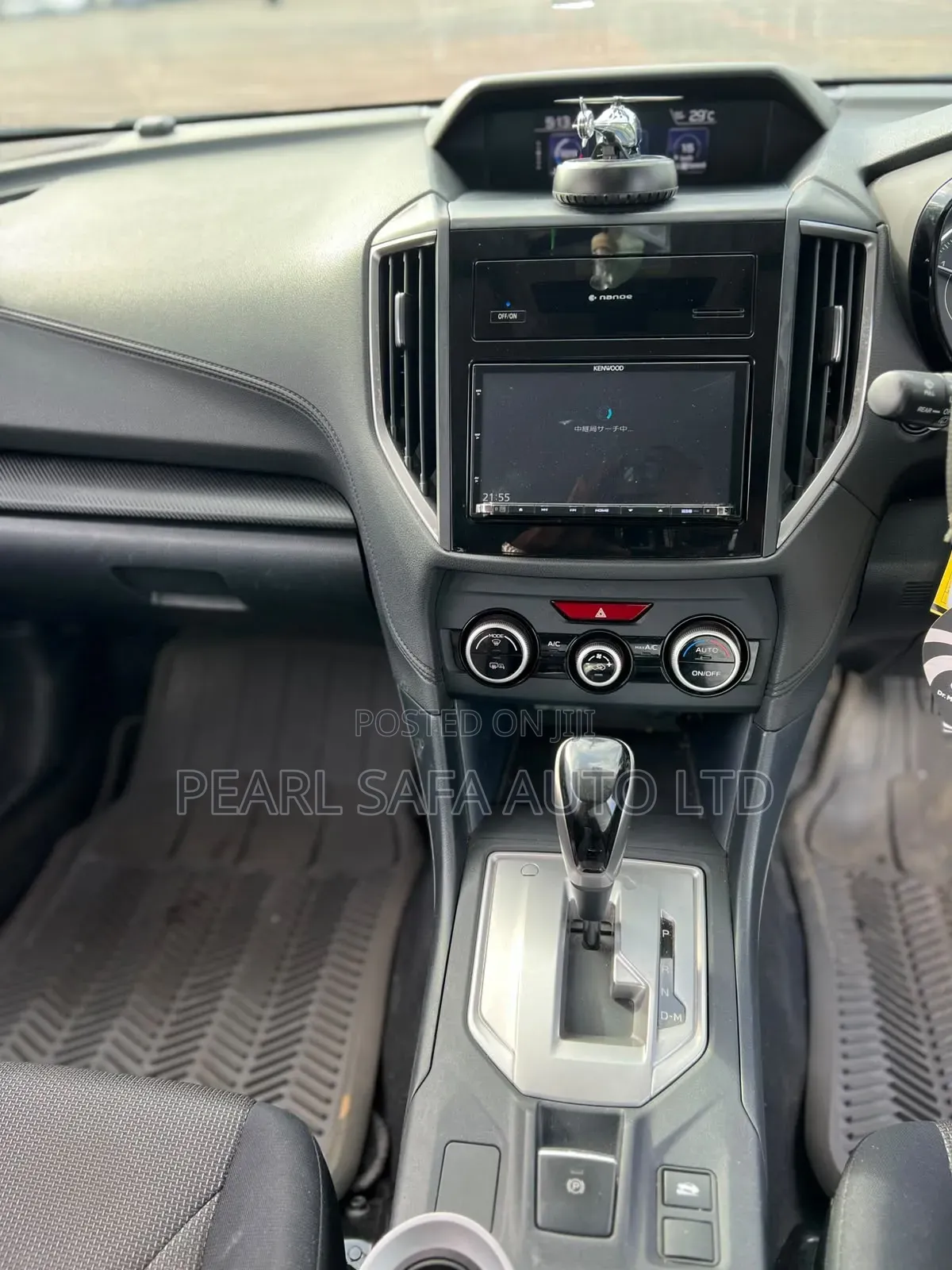 Subaru 1600 2017 Silver