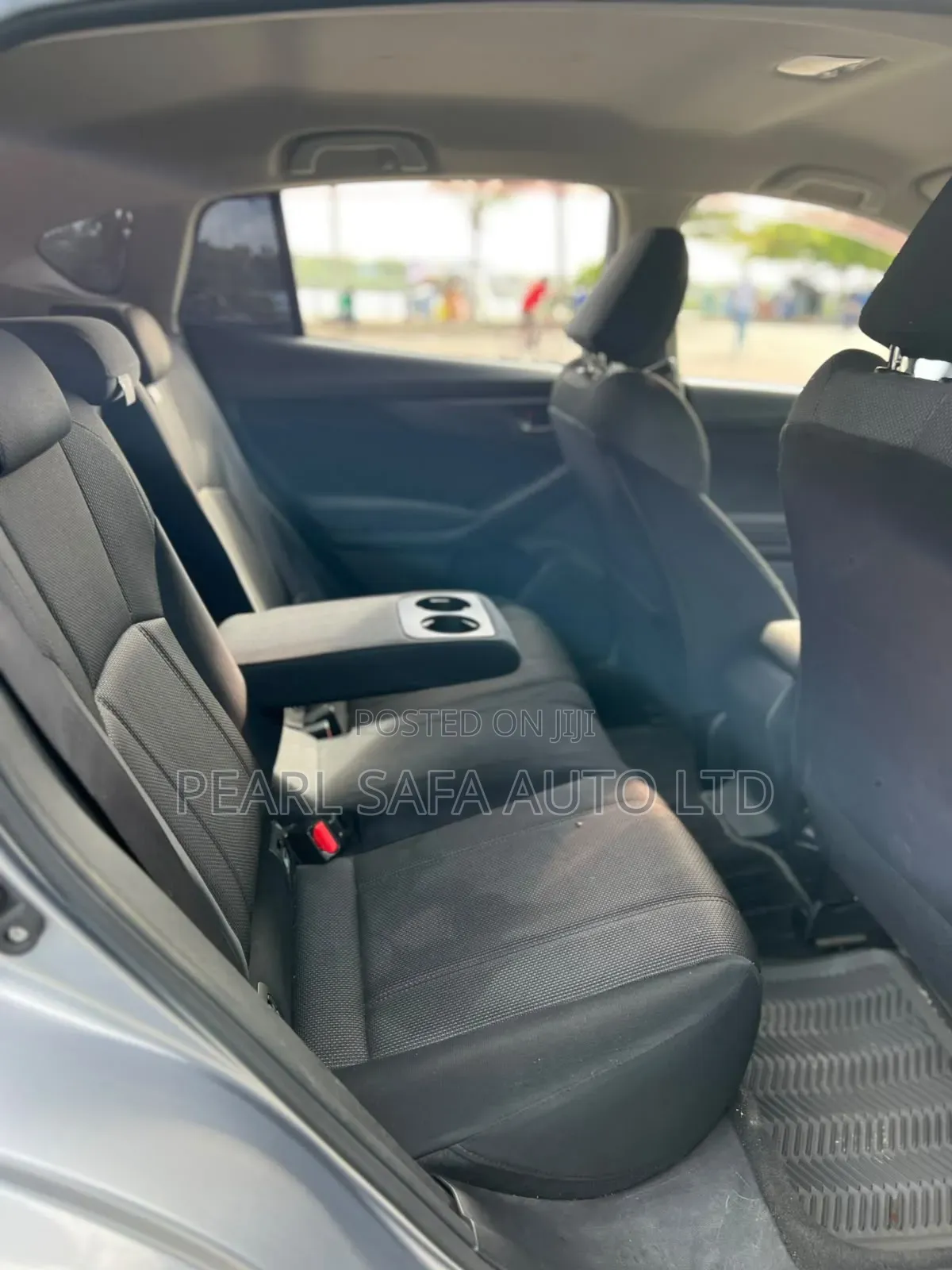 Subaru 1600 2017 Silver