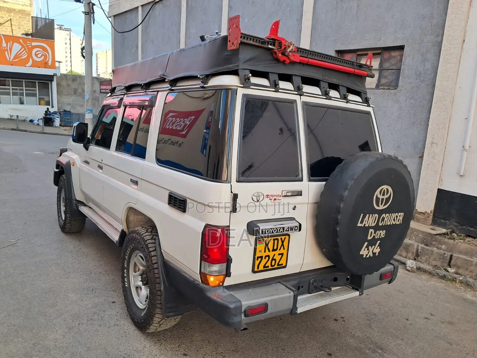 Toyota Land Cruiser 2012 White
