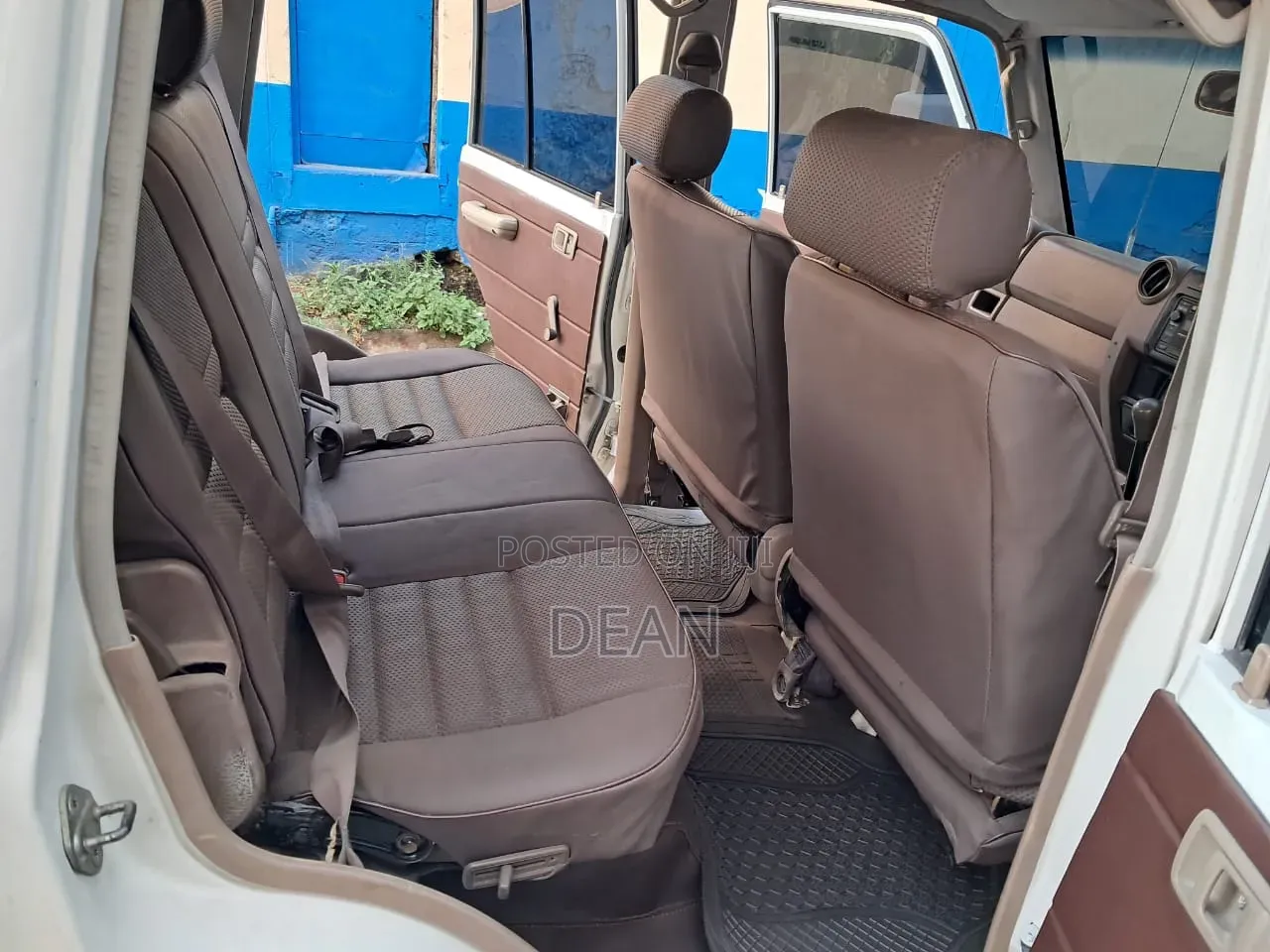 Toyota Land Cruiser 2012 White