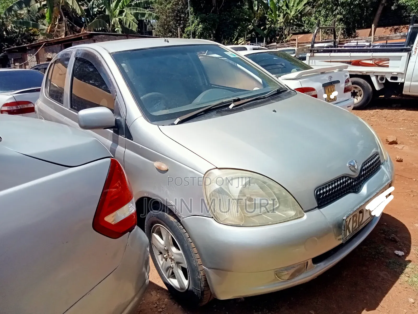 Toyota Vitz 2003 Gold