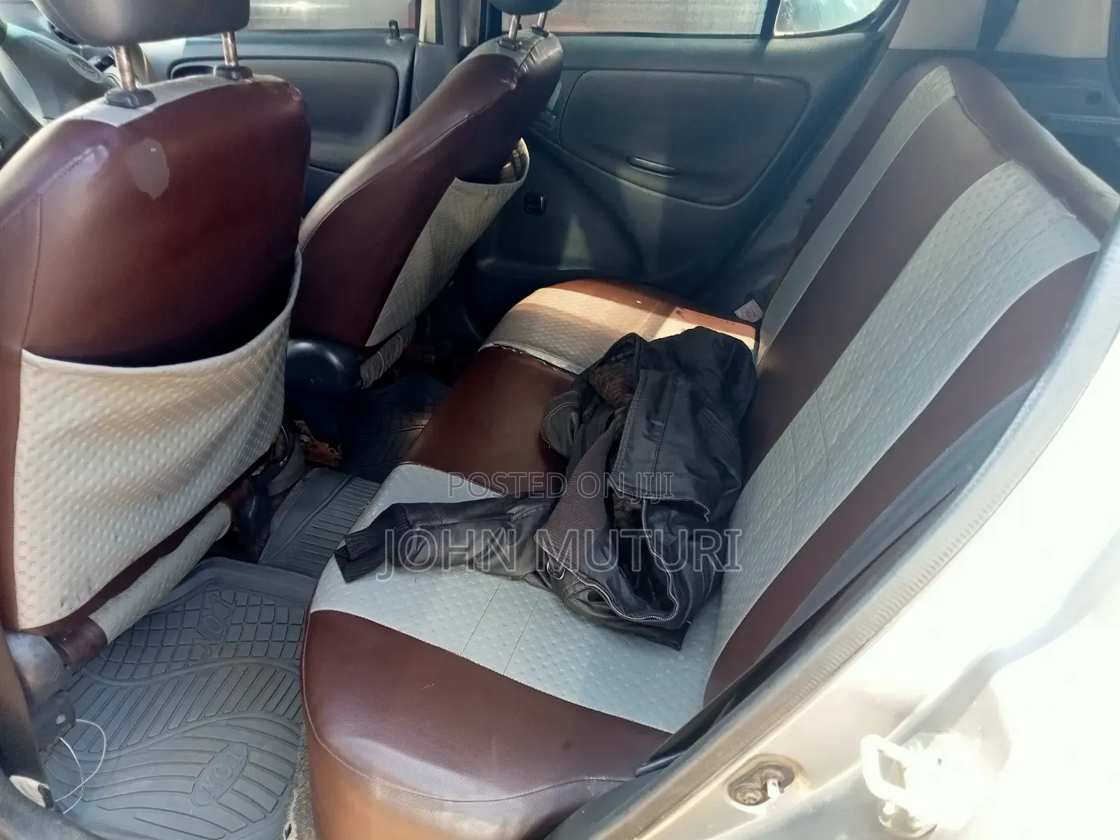 Toyota Vitz 2003 Gold