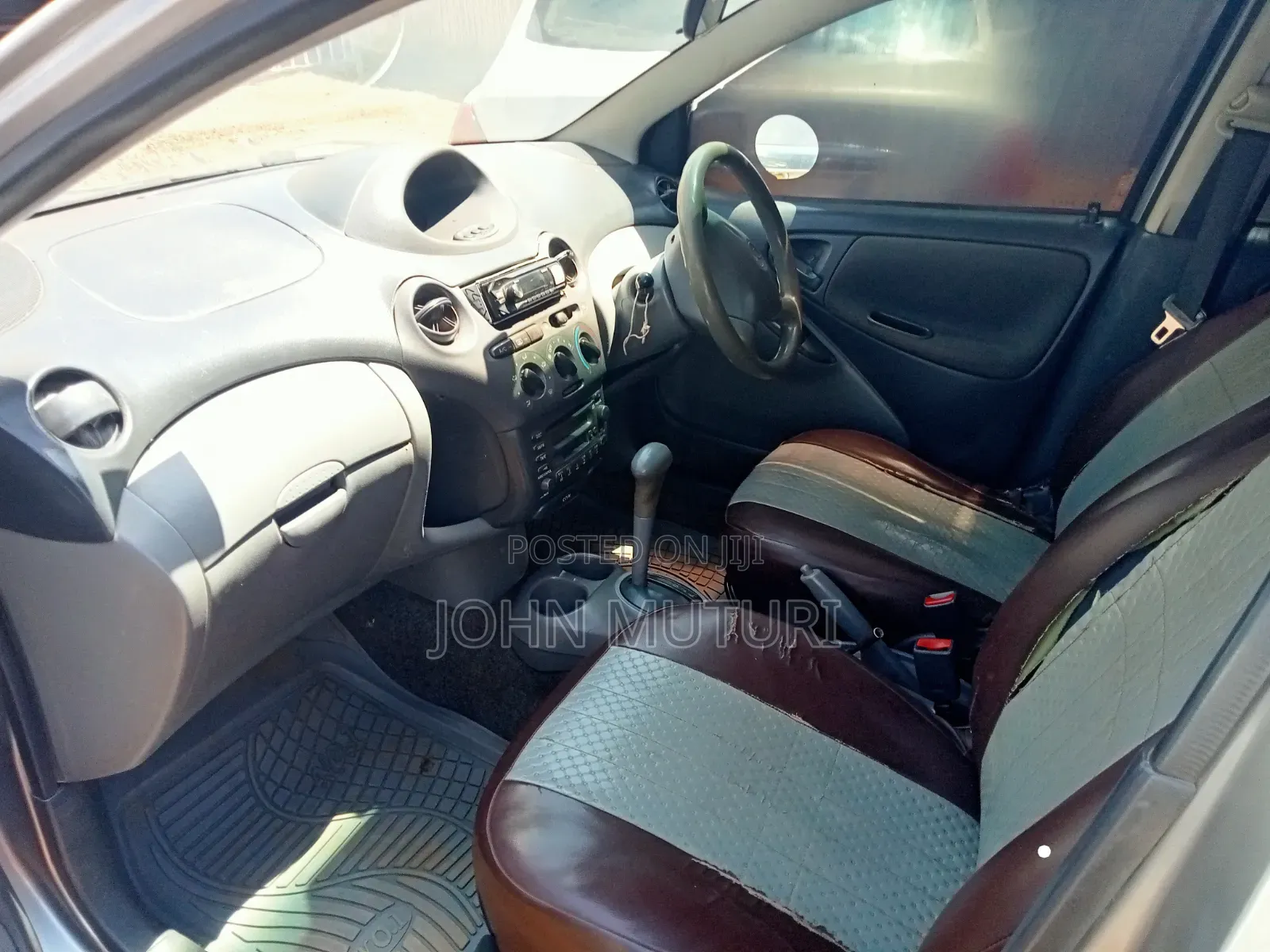 Toyota Vitz 2003 Gold