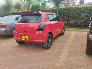 Suzuki Swift 2005 Red