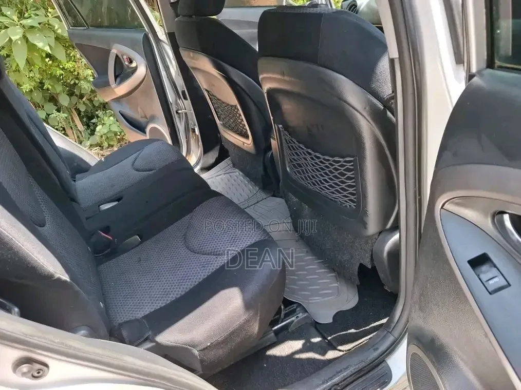 Toyota RAV4 2007 Silver