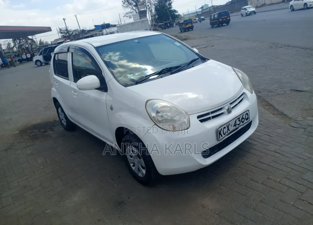 Toyota Passo 2013 White