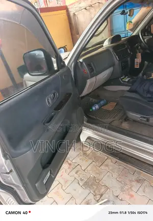 Mitsubishi Shogun 2004 Silver