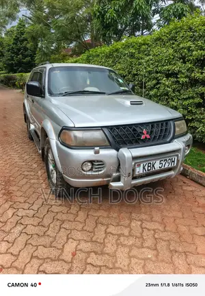 Mitsubishi Shogun 2004 Silver