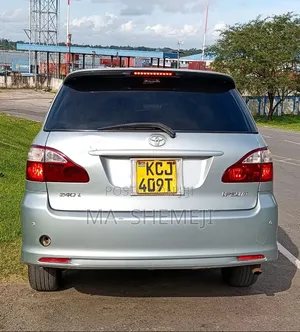 Toyota Ipsum 2009 Silver