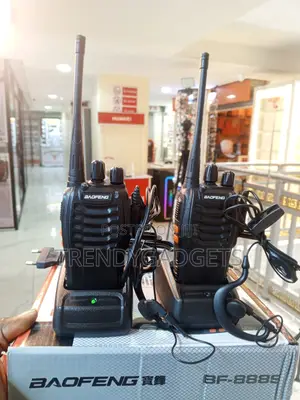 Baofeng BF-888S Professional UHF Walkie Talkie With Charger