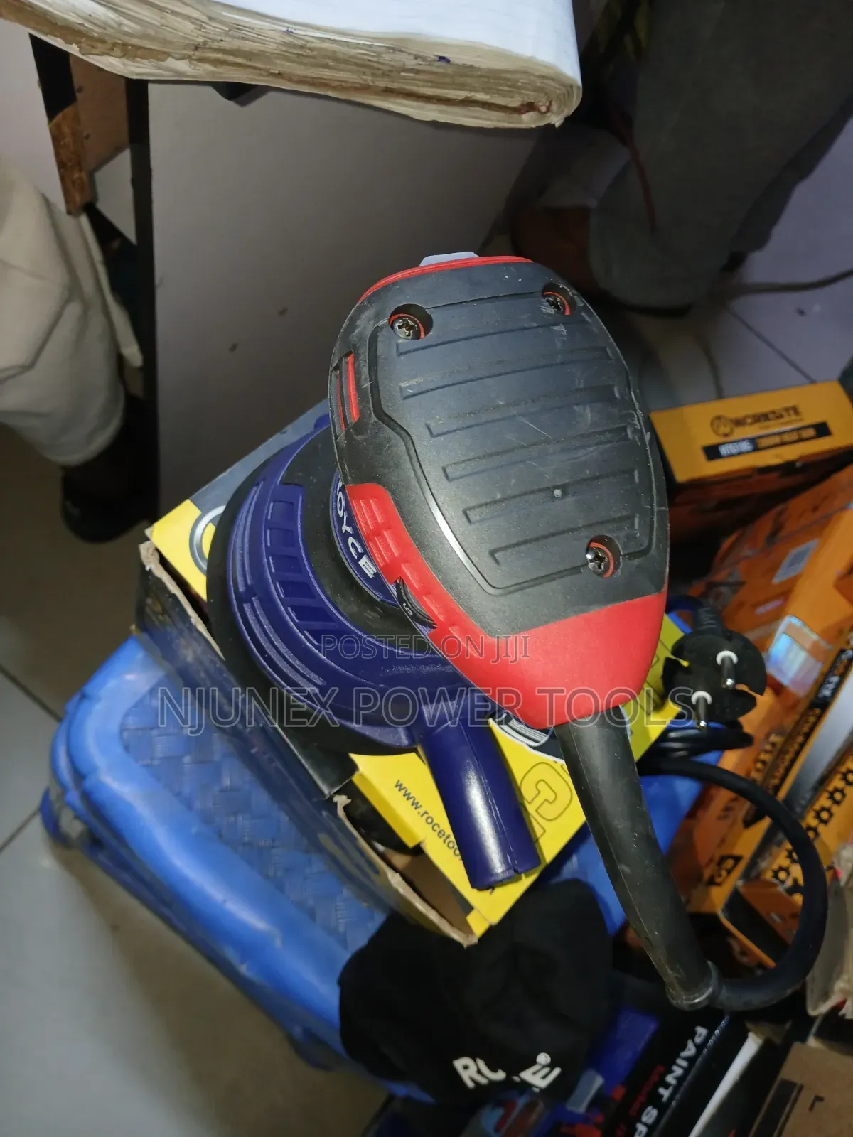 Royce 350W Random Orbital Sander (Model ROS125-350)