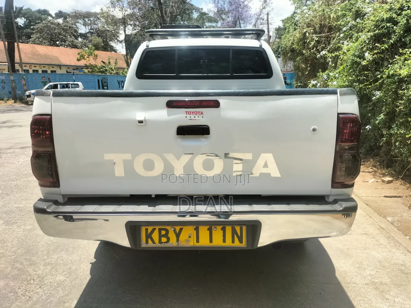Toyota Hilux 2013 White
