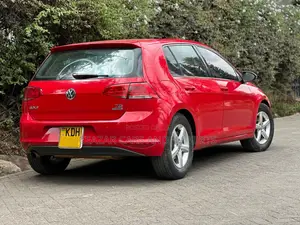 Volkswagen Golf 2015 Red