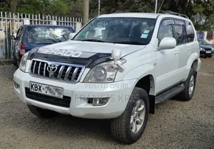 Toyota Land Cruiser Prado 2006 White