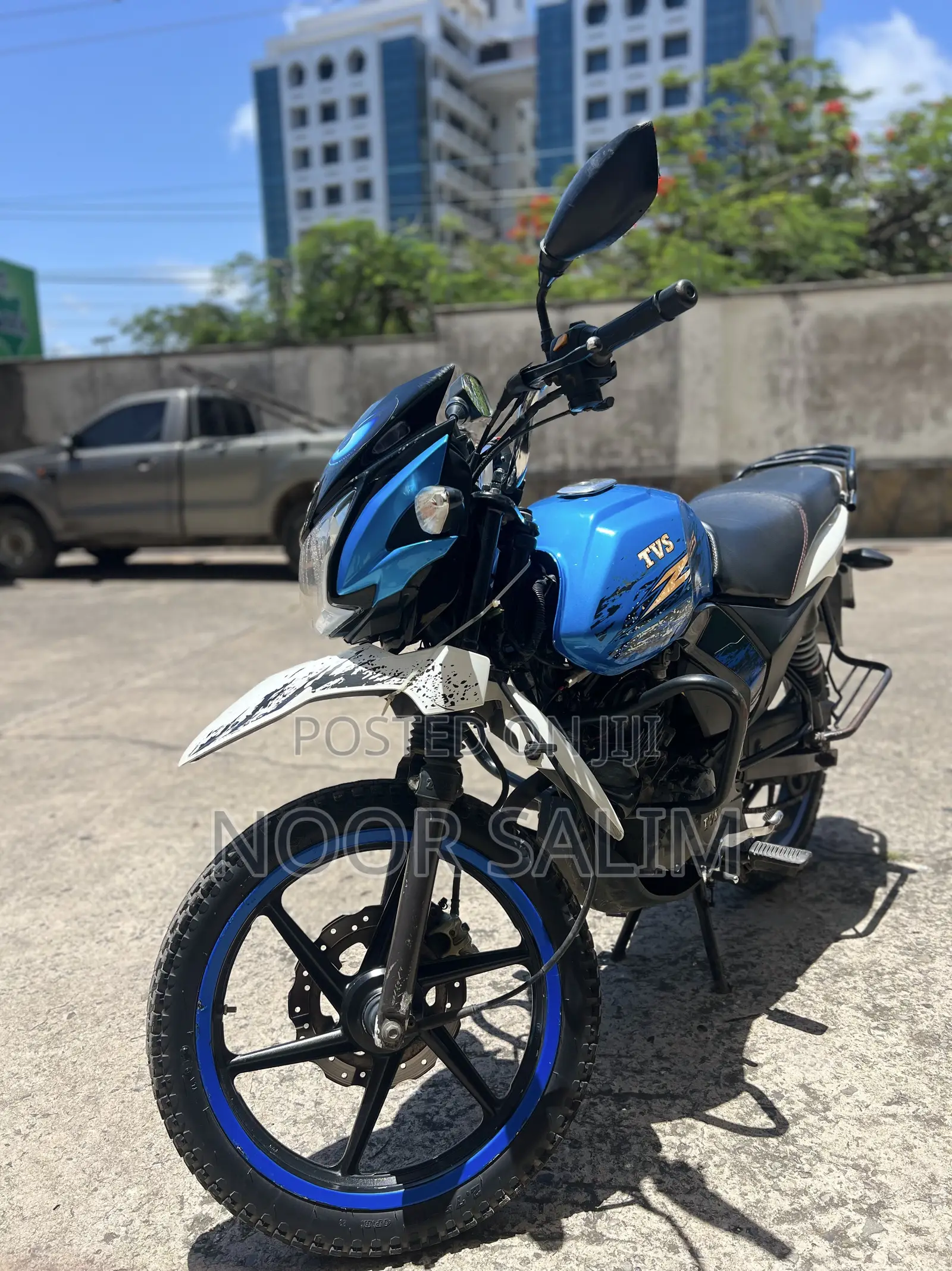 TVS 2022 Blue