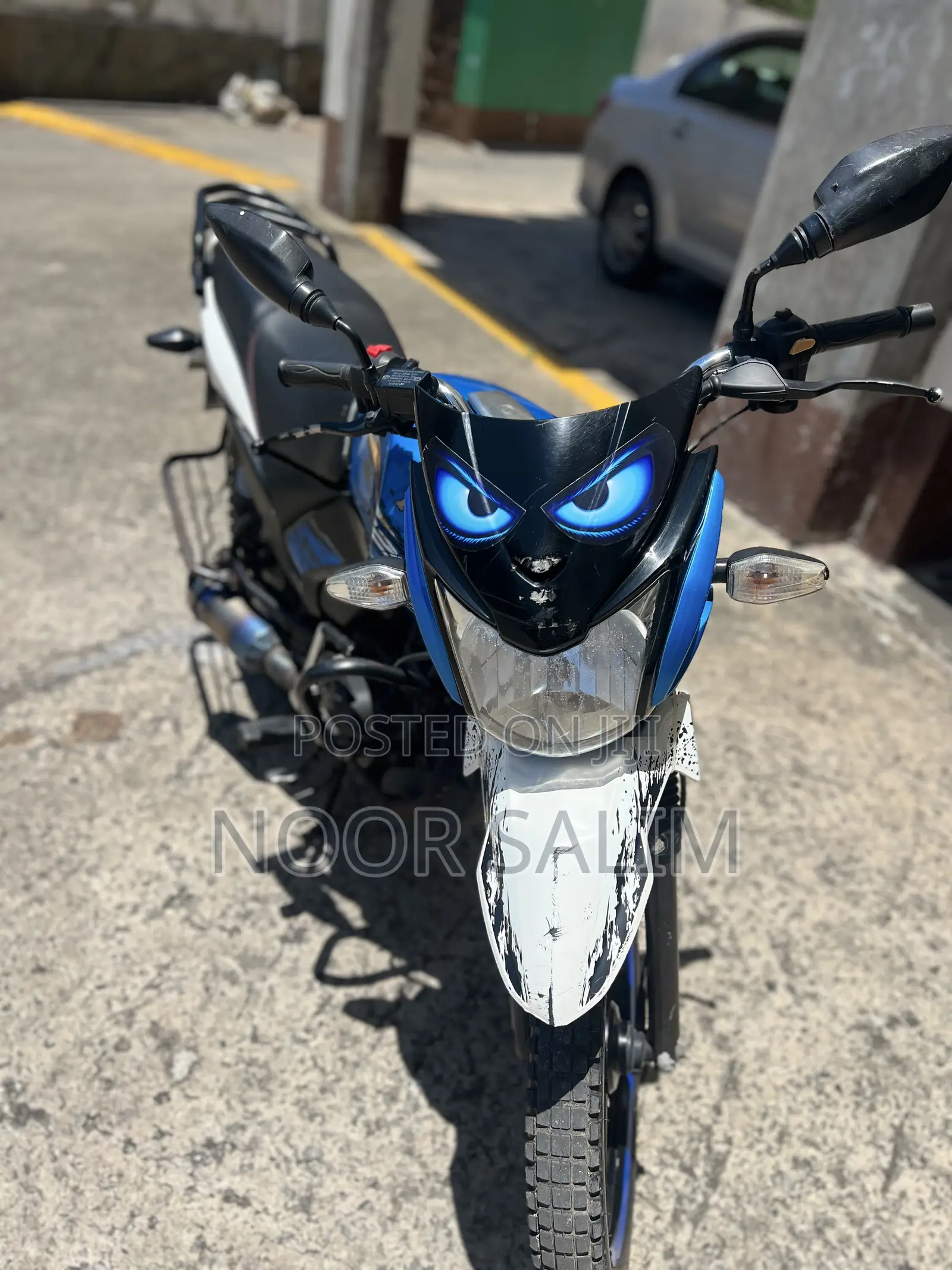 TVS 2022 Blue