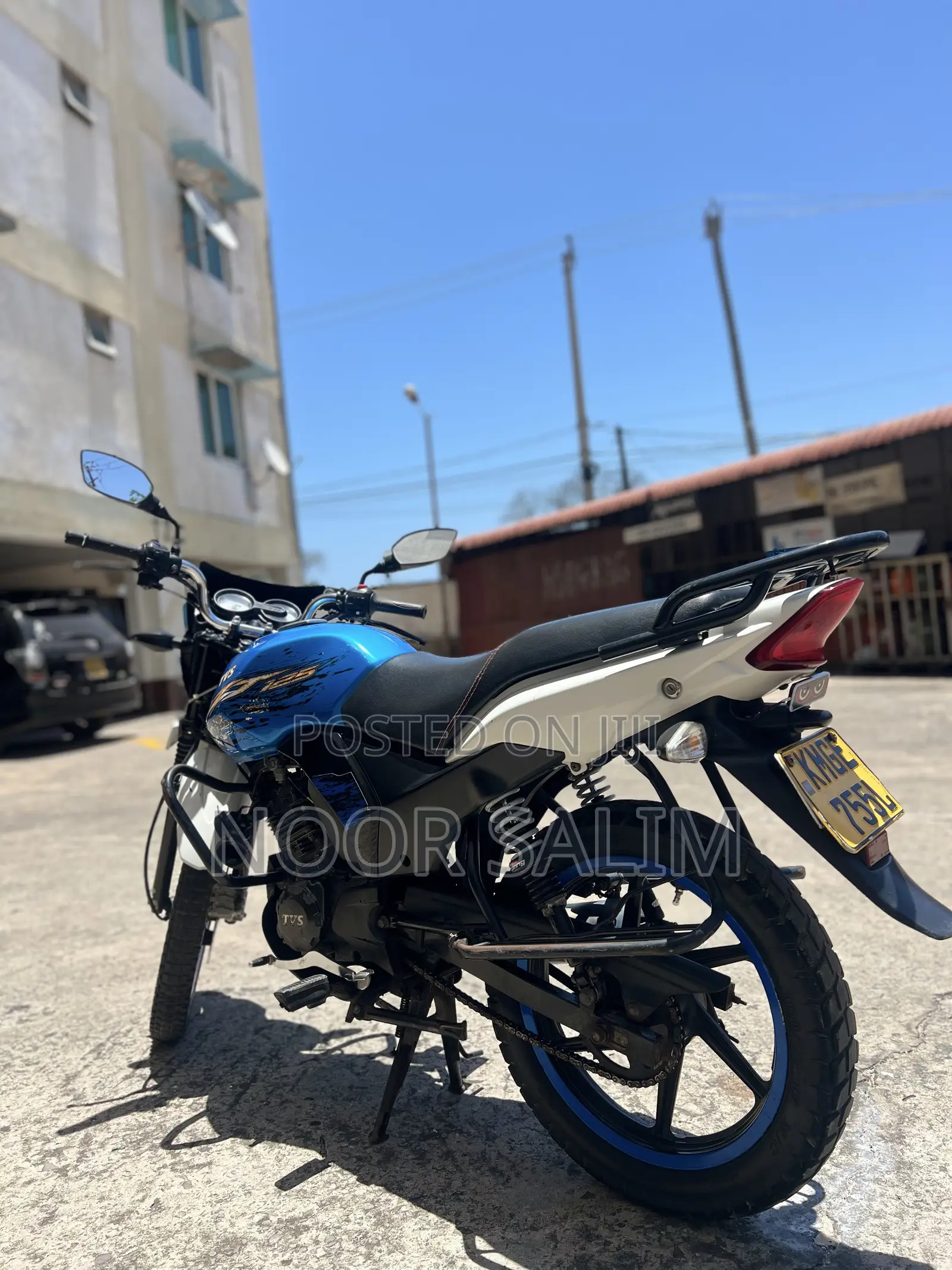 TVS 2022 Blue