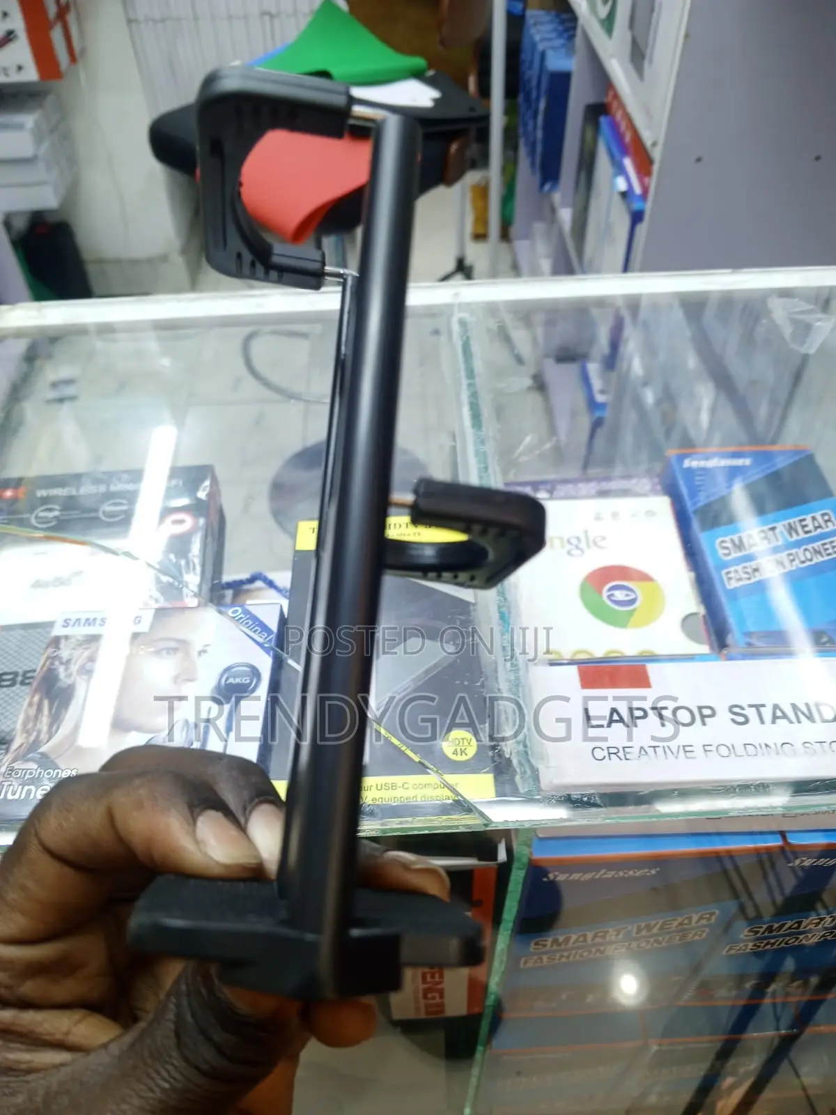 Adjustable Phone and Tablet Mount Adapter With 1/4 Inch Thread