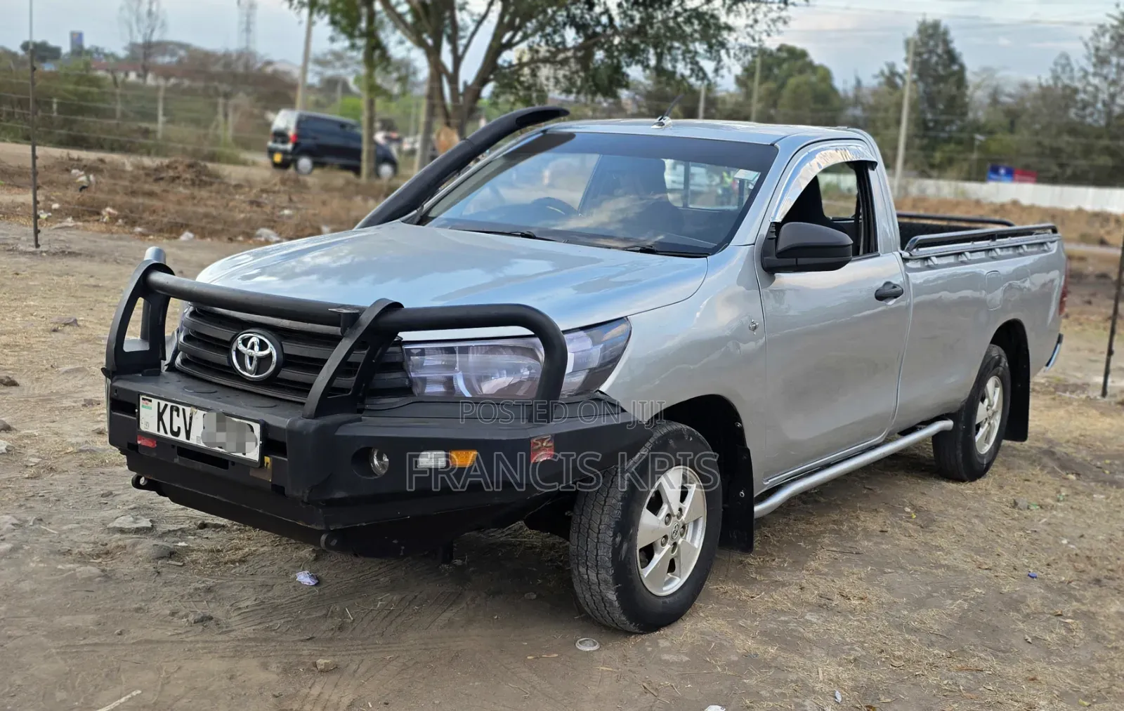 Toyota Hilux 2019 Silver