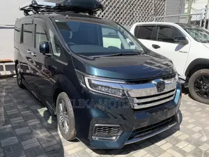 Honda Stepwgn 2019 Green