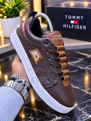 Men Tommy Casuals