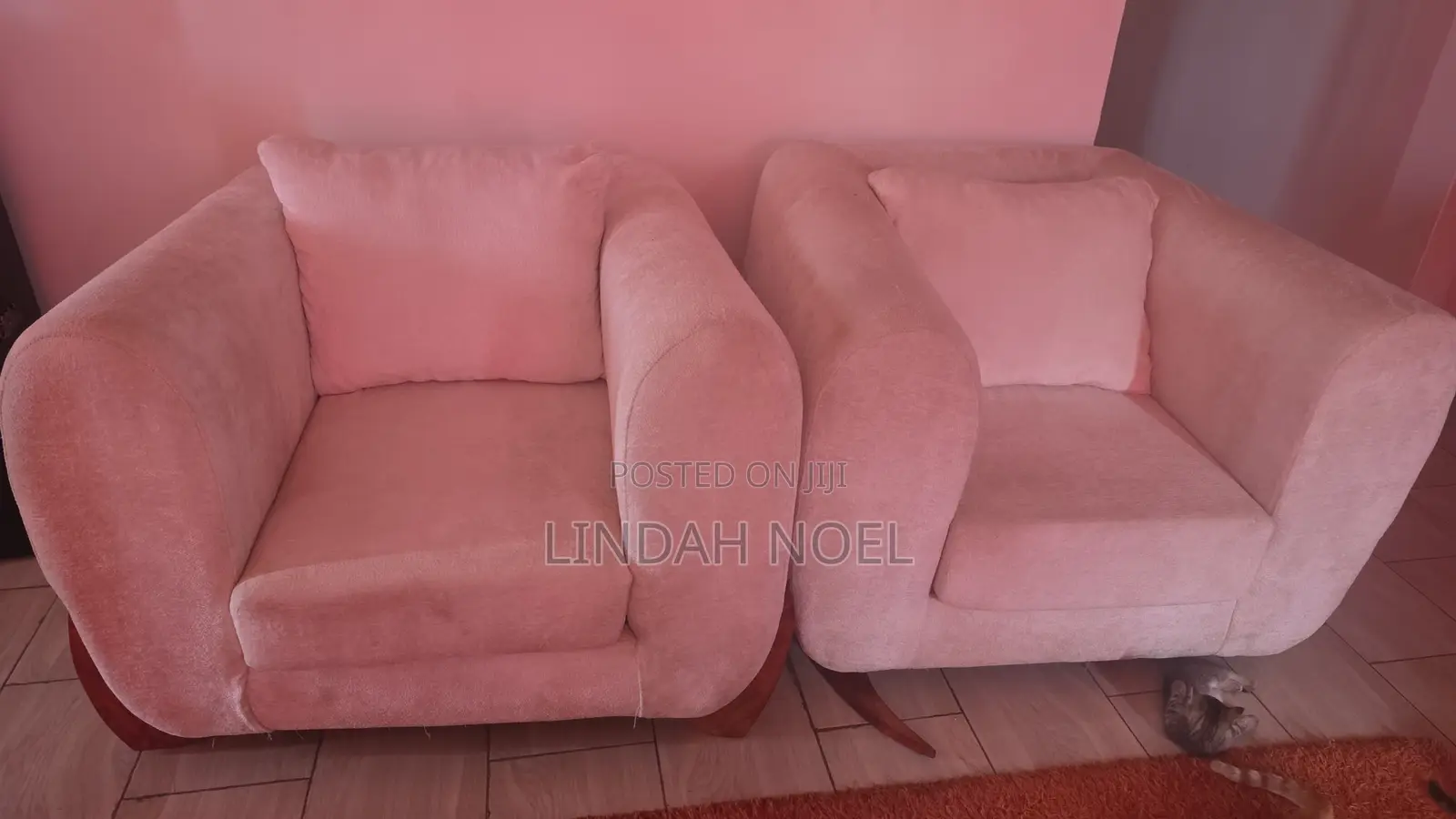 Used White Big Size 10Seaters/Sofas