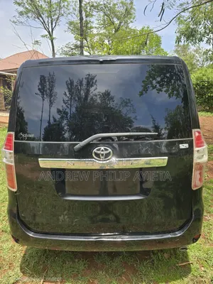 Toyota Noah 2008 Black