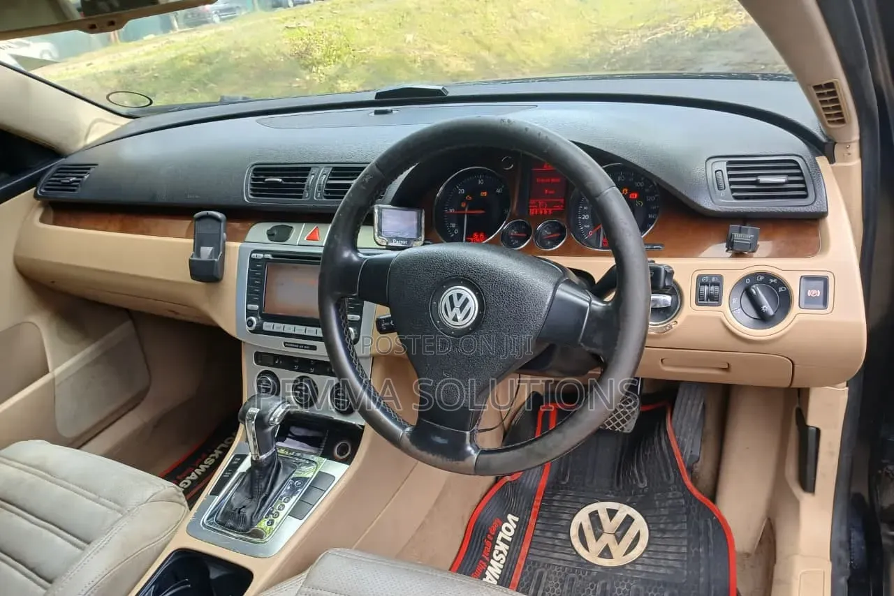 Volkswagen Passat 2007 Blue