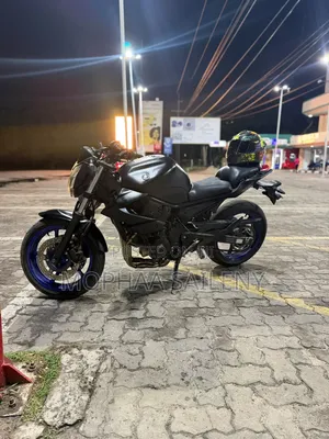 Yamaha 2014 Black