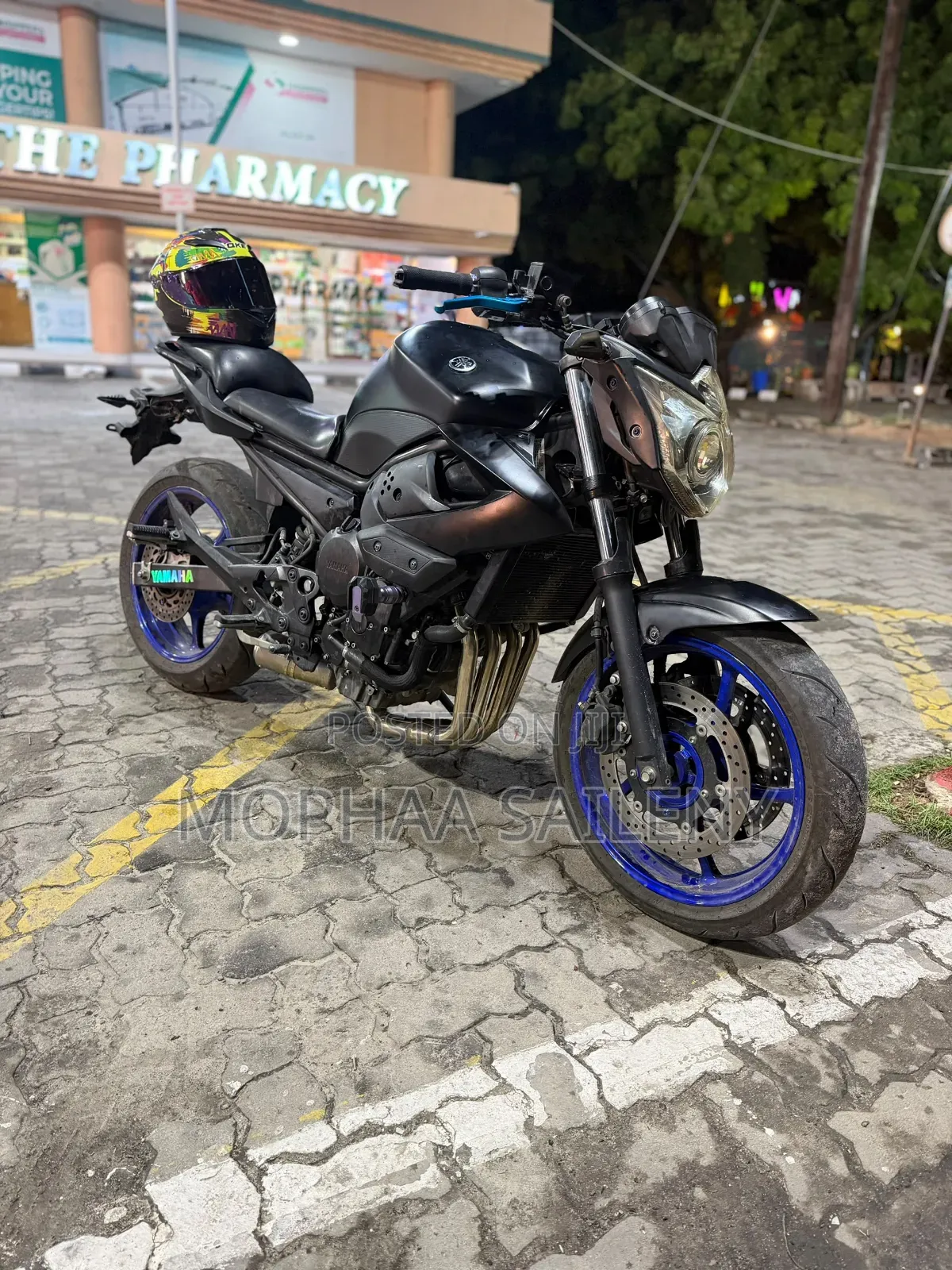 Yamaha 2014 Black