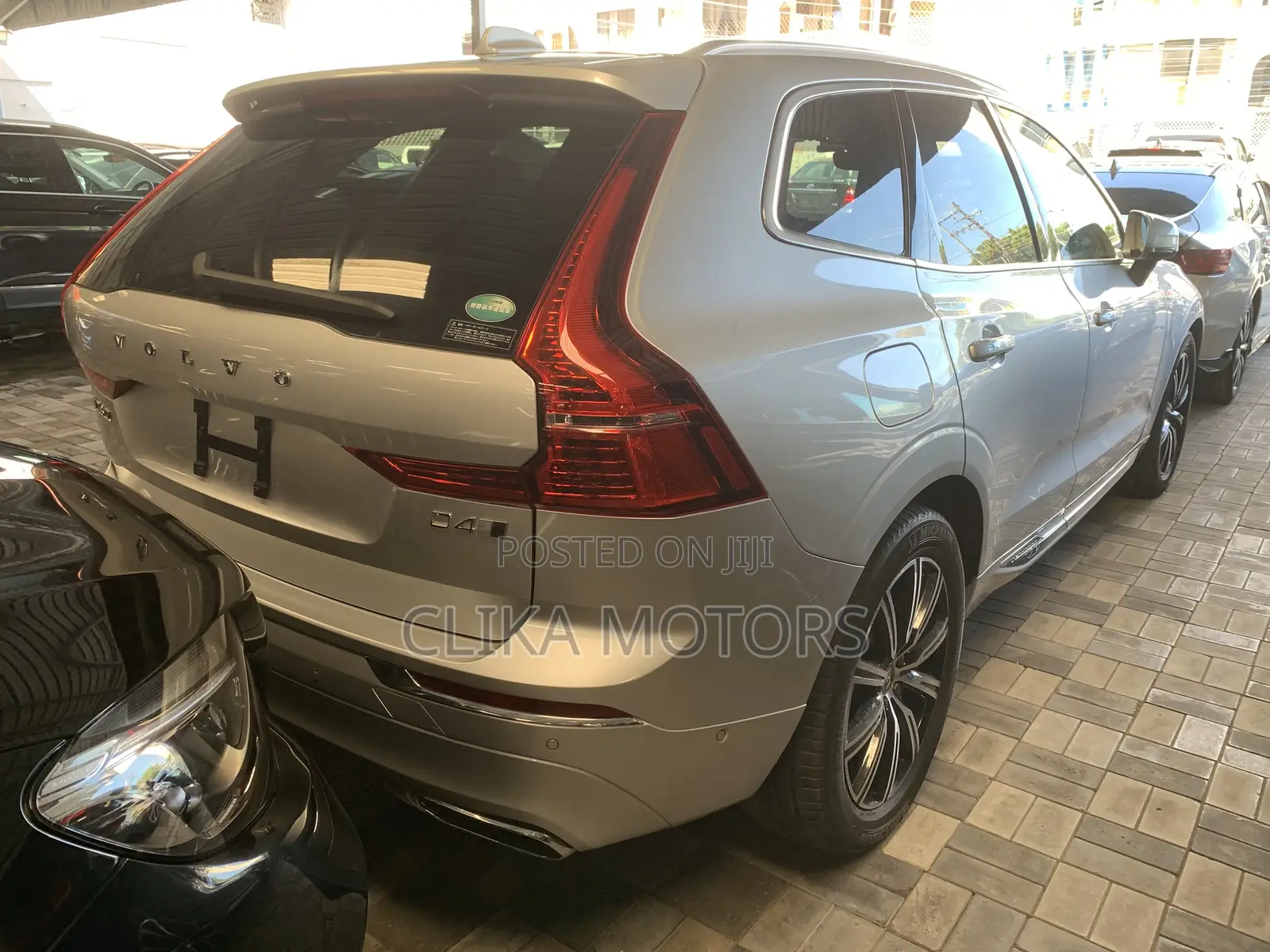 Volvo XC60 2019 Ivory