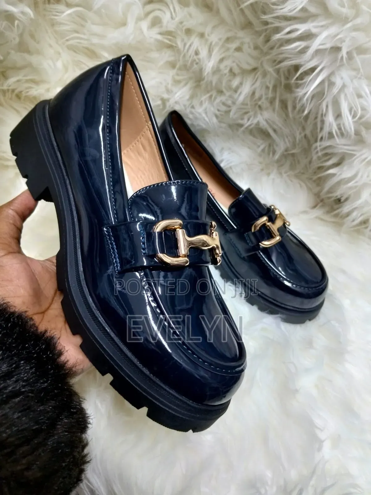 Ladies Classic Shoes