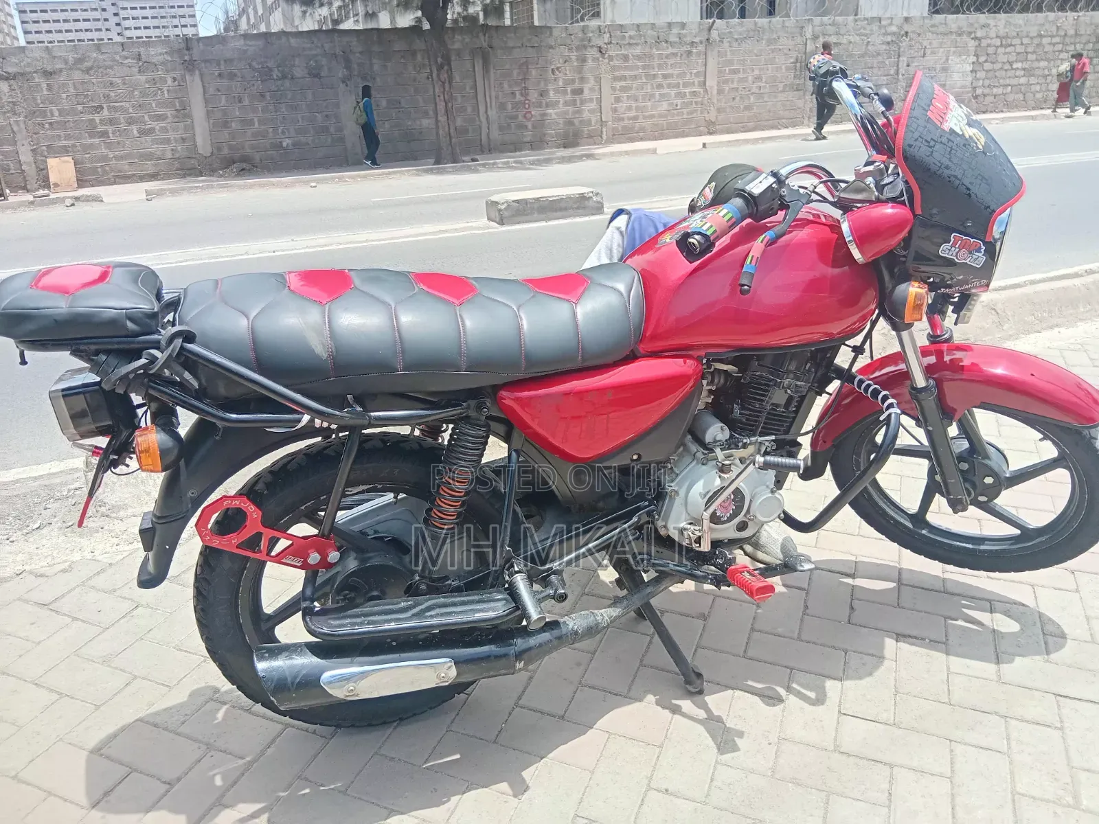 Bajaj Boxer 2021 Red