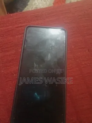 Infinix Smart 8 64 GB Blue