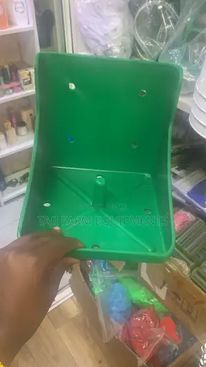 Livestock Salt Holder