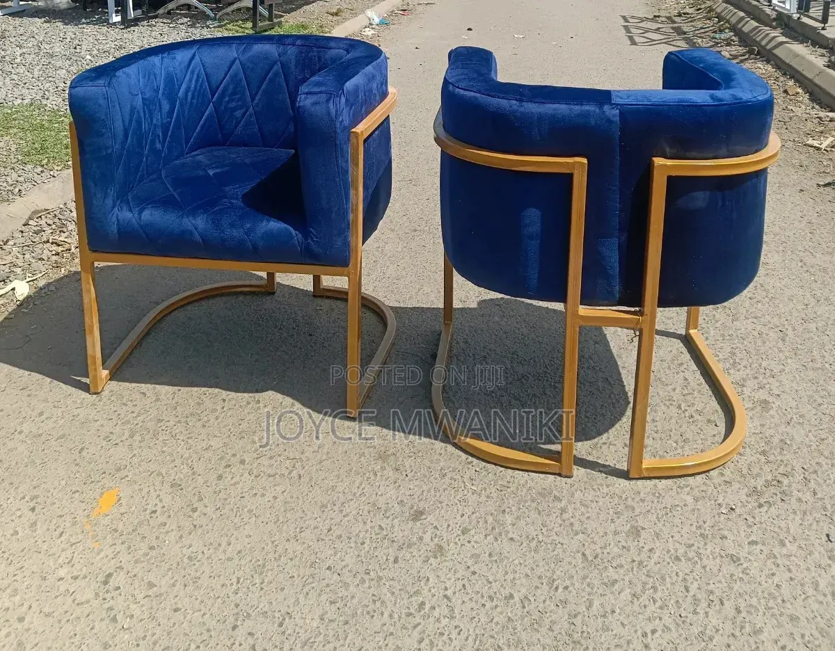 2 Manicure Seats, Blue Colour 